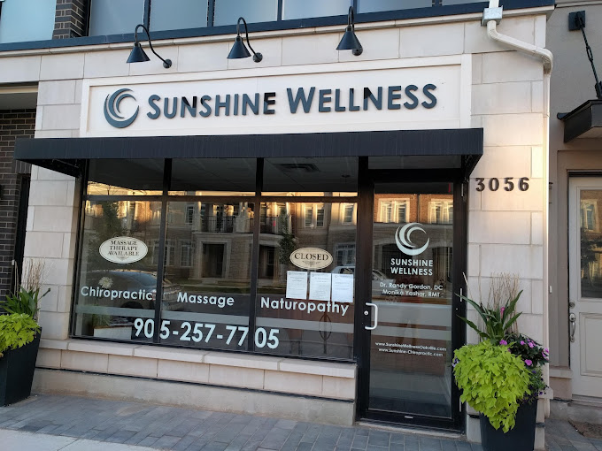 Hands-on wellness treatment at Sunshine Wellness in Oakville